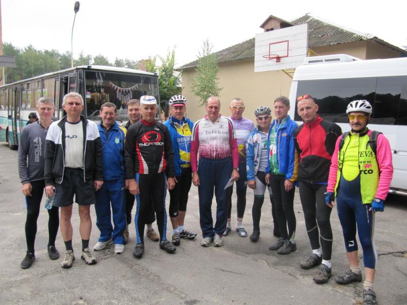 Стартовала велоэстафета на Киев через Чернигов.