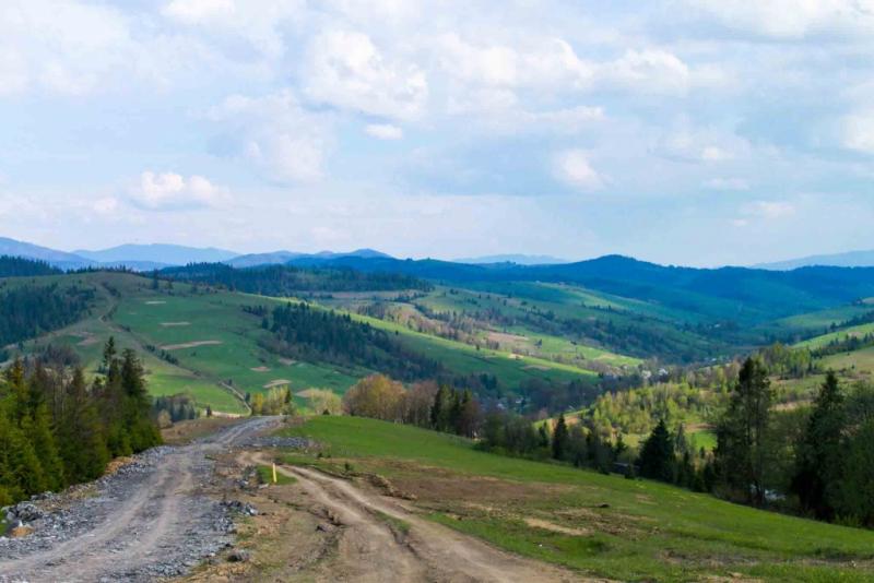 12 Насыпная каменная дорога в с.Верхнее Студеное