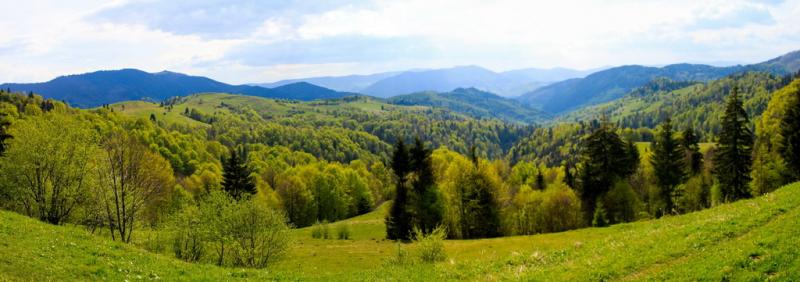 08 Панорамный вид с Синевирского перевала