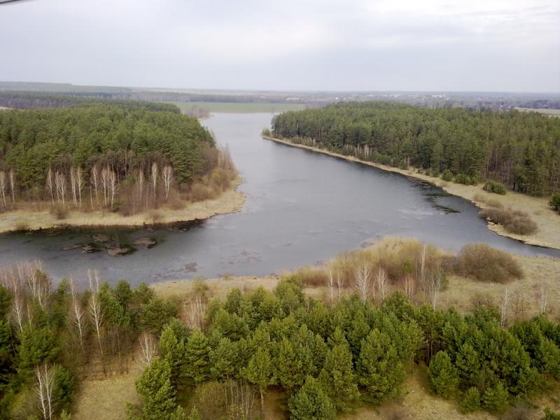 Поміж Ямполем та Свесою